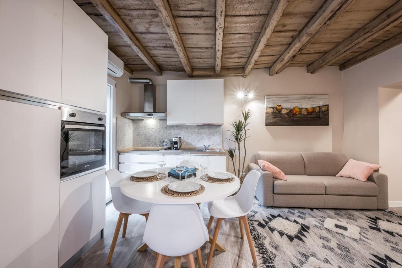 Broccaindosso Wood Apartments 5* Bologna Exterior photo