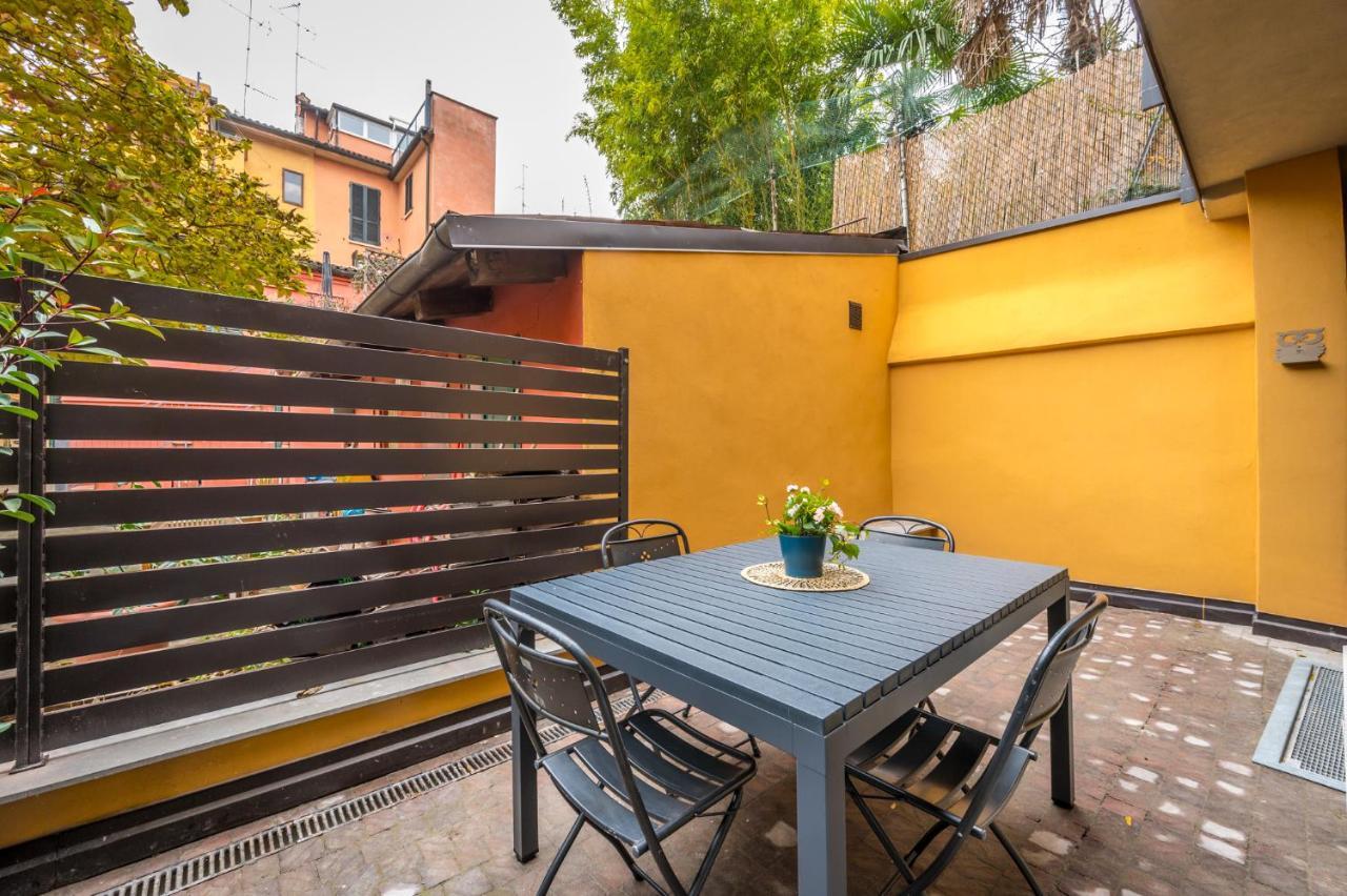 Broccaindosso Wood Apartments 5* Bologna Exterior photo