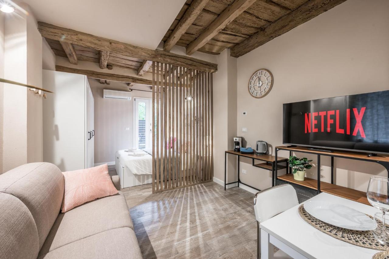 Broccaindosso Wood Apartments 5* Bologna Exterior photo