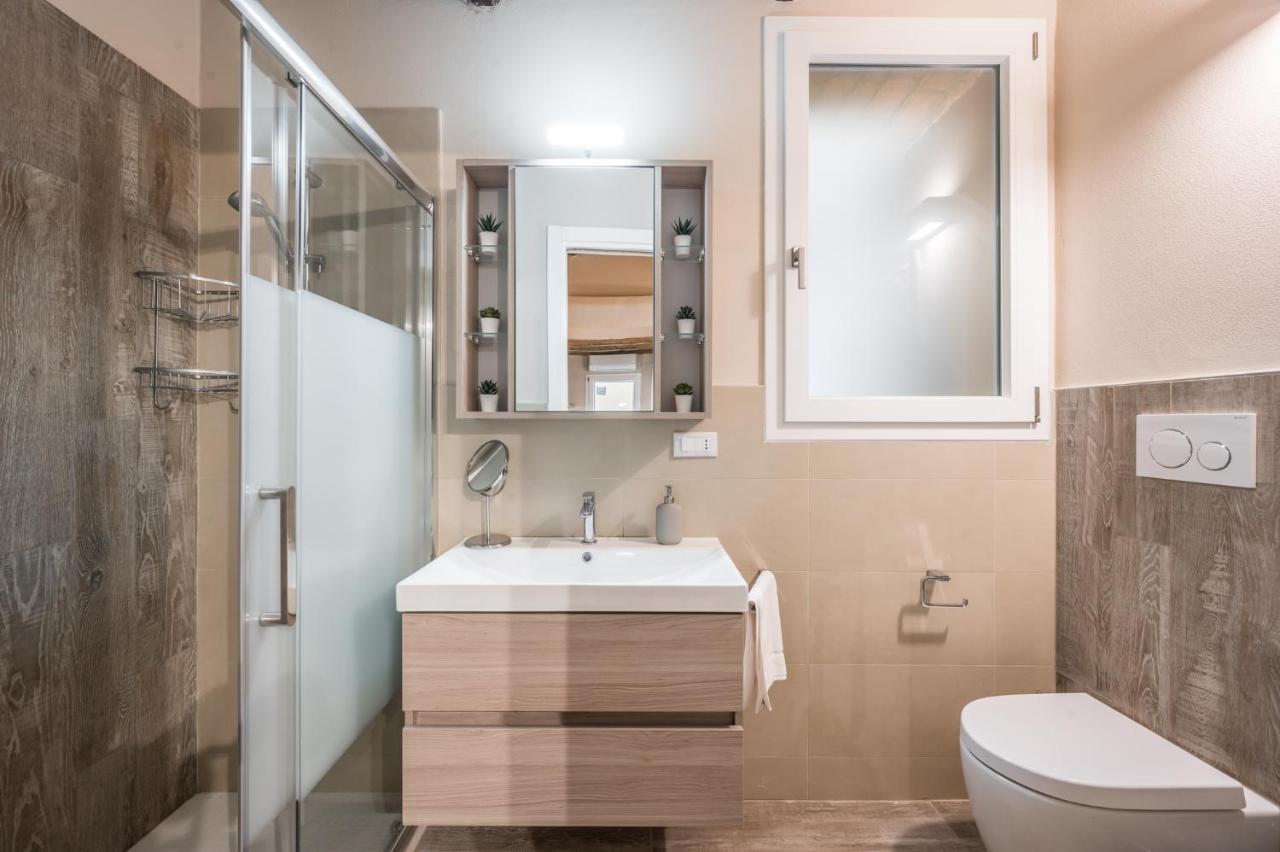 Broccaindosso Wood Apartments 5* Bologna Exterior photo