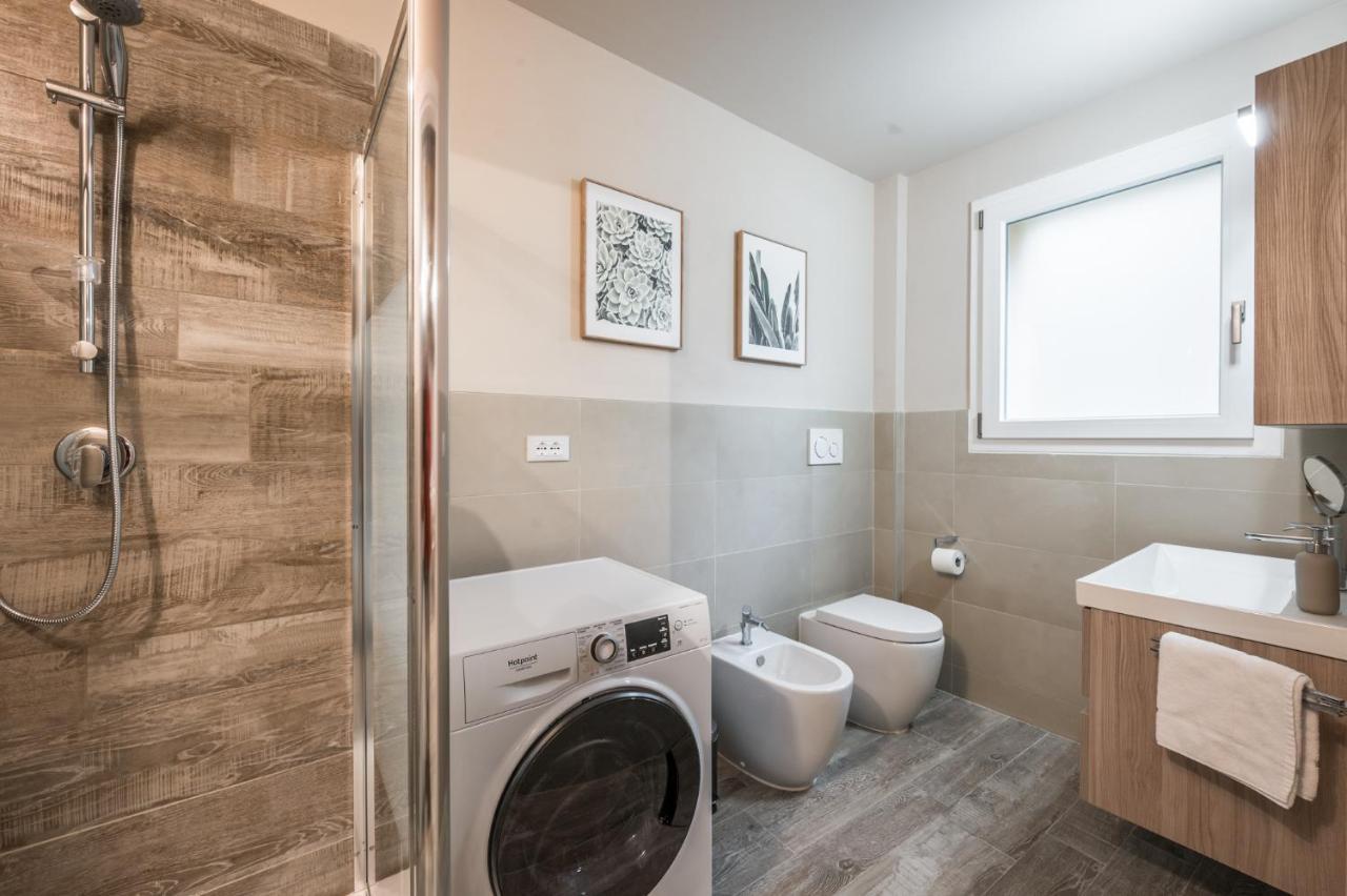 Broccaindosso Wood Apartments 5* Bologna Exterior photo